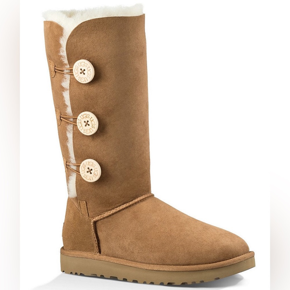 UGG Women’s Bailey Triple Button Boots